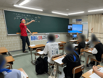 螢雪ゼミナール那加校教師１
